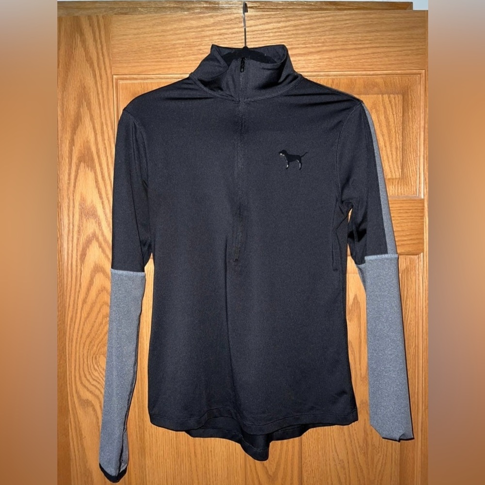 VS PINK Ultimate Sweatshirt!